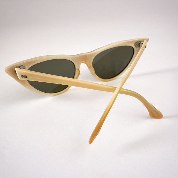 Vintage Cat Eye Sunglasses 1950s main image 12